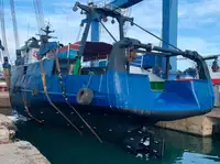 Риболовен траулер за продан